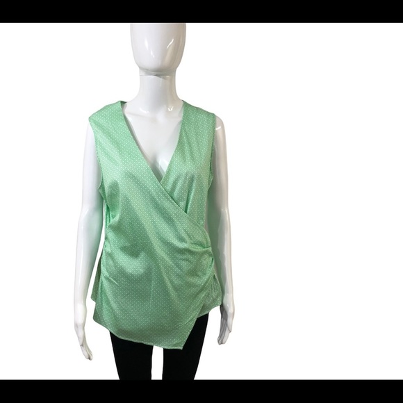 New York And Company Women Size M Top Sleeveless V Neck Cross Body Blouse Green - Picture 2 of 13